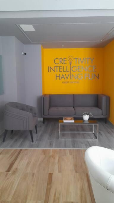 Colorfull In Barranco Apartment Lima